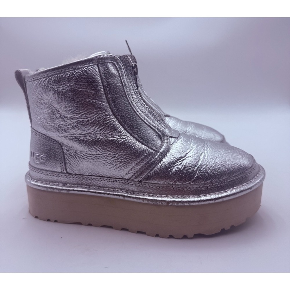 UGG Neumel Platform Zip Shine Women's 6 Silver Metallic Boots 1122231